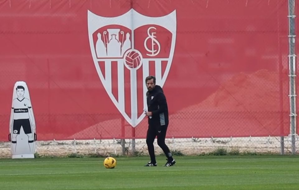 Quique Sánchez Flores en el entrenamiento