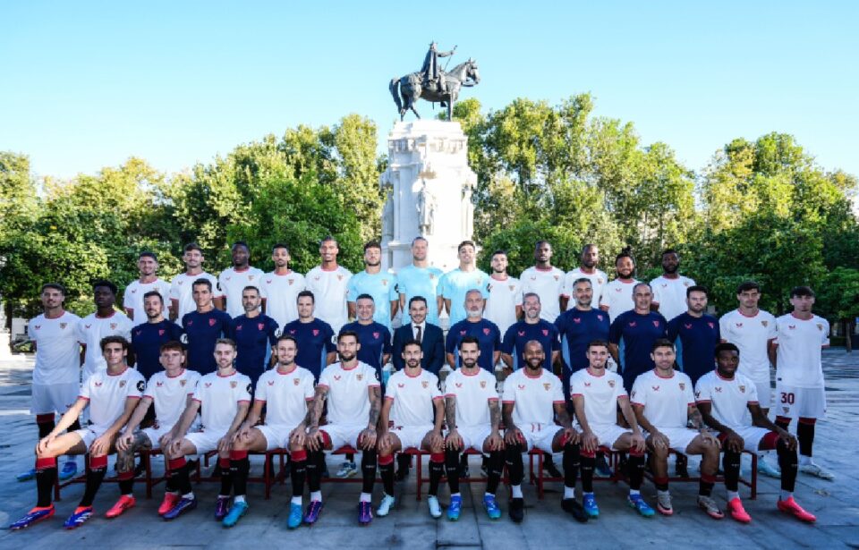 El Sevilla FC elige la Plaza Nueva para la foto oficial de la temporada 2024-2025