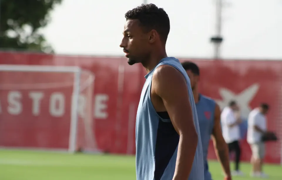 Djibril Sow se entrena en solitario en la sesión posterior al derbi.