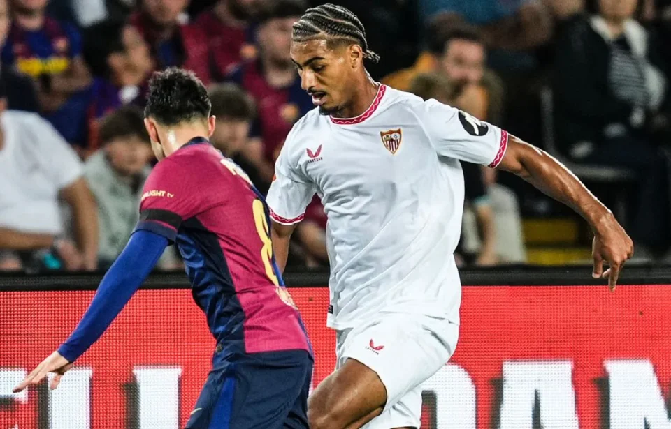 El Sevilla FC cayó ante el FC Barcelona tras un abultado 5-1 en el estadio de Montjuic.