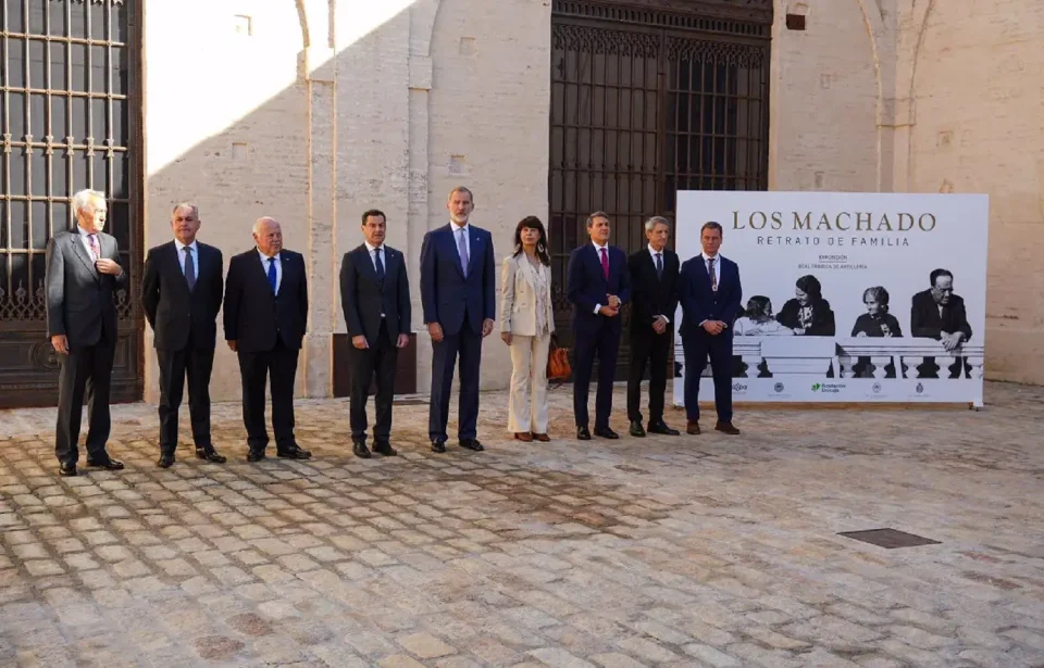 Felipe VI inaugura muestra Sevilla