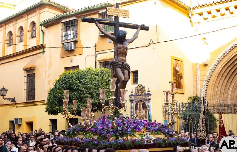 Imágenes presidido vía crucis cofradías