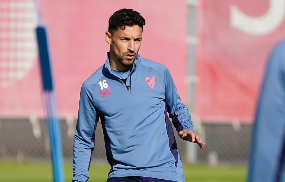 El Sevilla FC se entrena con siete bajas para prepara el duelo liguero ante el Leganés..webp