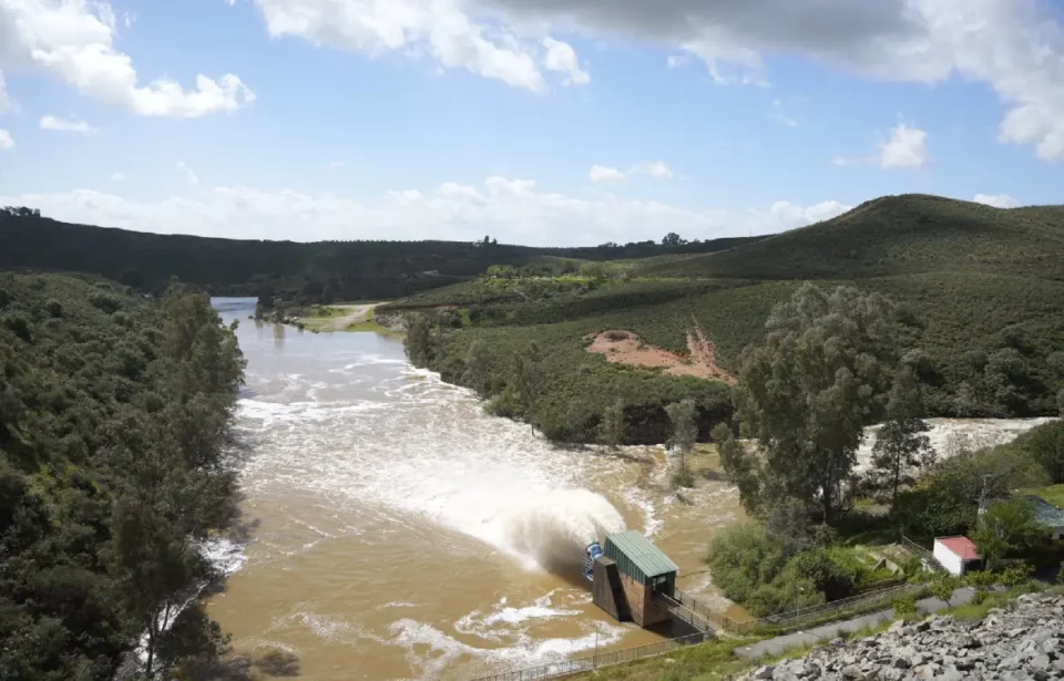 Embalses andaluces superan su capacidad