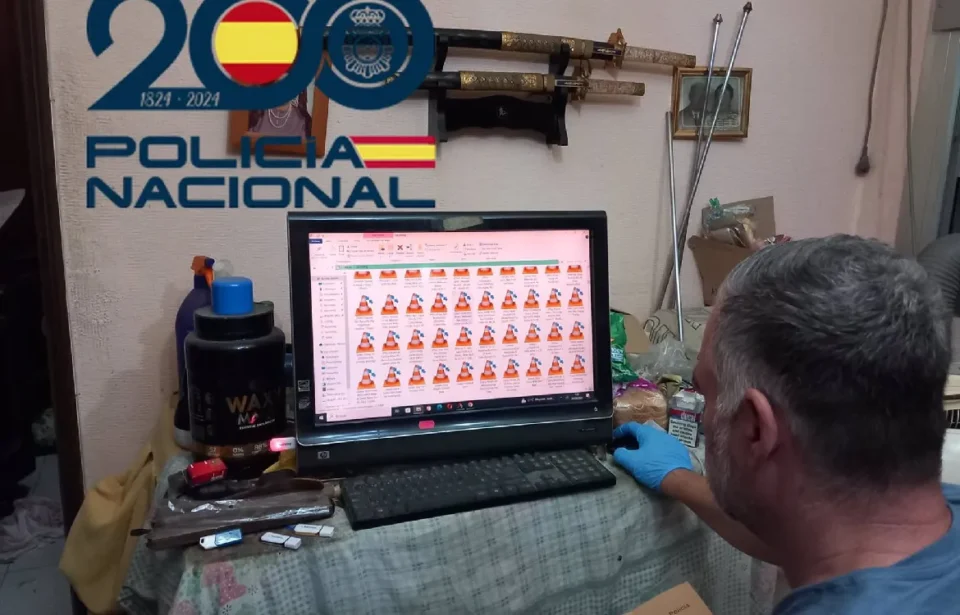 varón denunciado hijo pornografía infantil