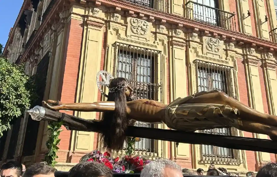 Extraordinaria Cristo San Agustín