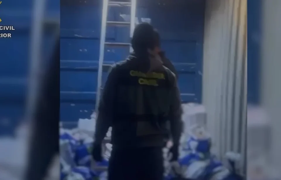 Hallan toneladas cocaína