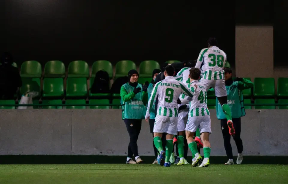 Tres puntos de oro que siguen sin justificar la versión europea del Betis.